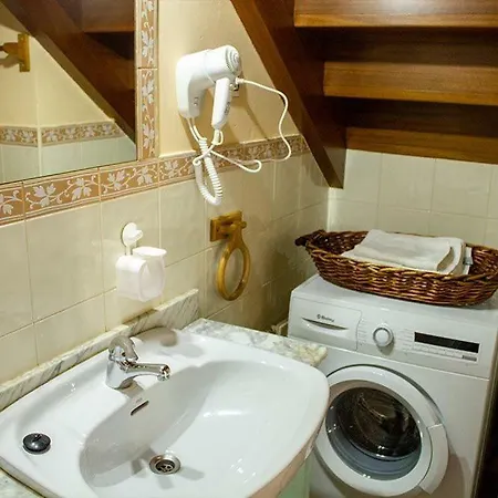 Casa Ines 1 *